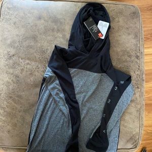 Under Armour long sleeve t-shirt hoodie